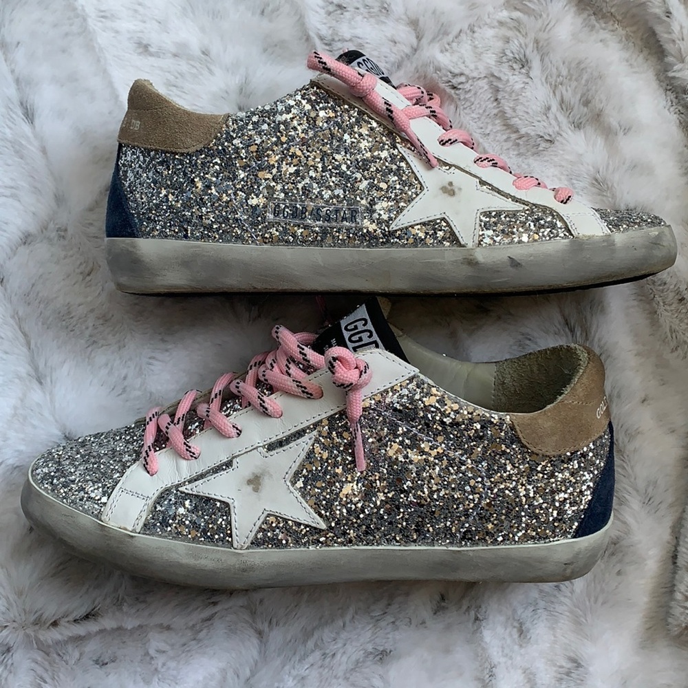 GOLDEN GOOSE SUPERSTARS** PERFECT CONDITION!